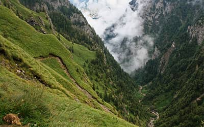 Bucsecs hegység - keleti Jepi (Törpefenyő) völgye
